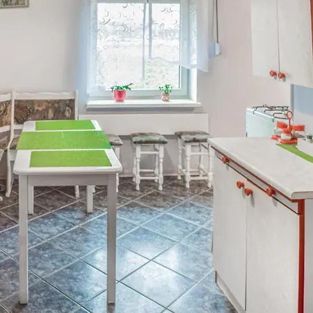 2 Bedroom Beautiful In Apartament Kołobrzeg